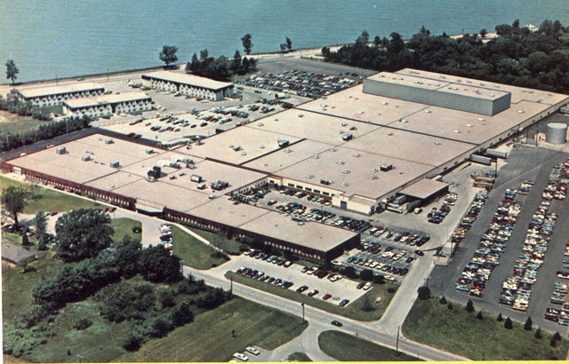 Heathkit
                      plant 1975